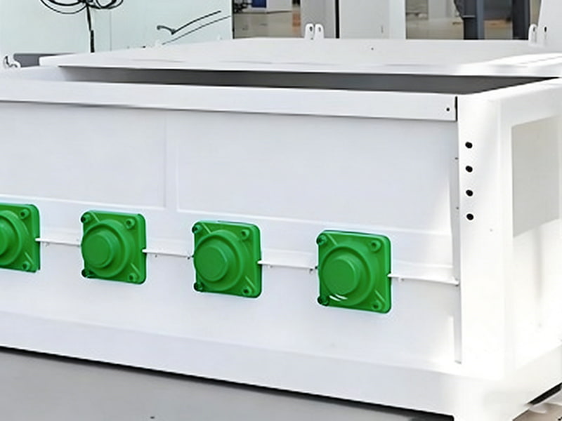 Multifunctional Feeding Device(images 2)